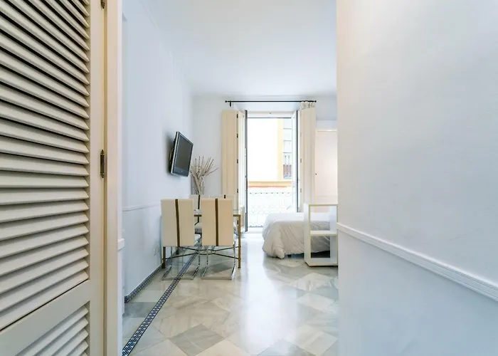 Apartament Holidays Isbilia Centro By Valcambre Sewilla